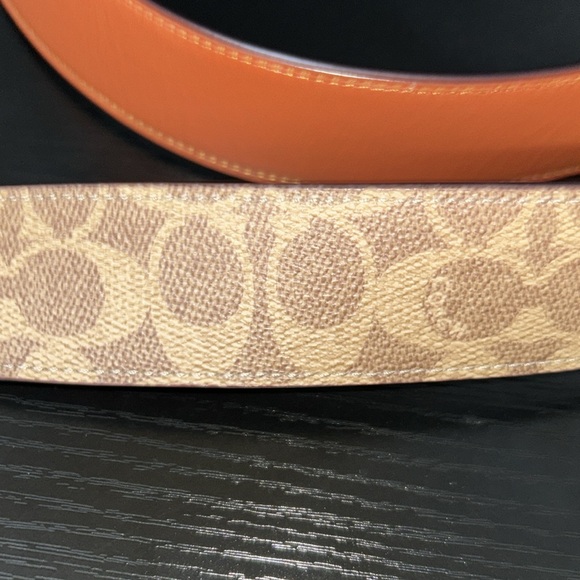 Coach adjustable strap - Picture 3 of 5